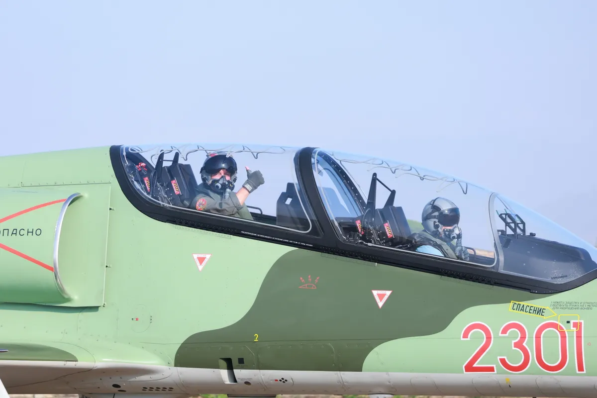 Trường Sĩ quan Không quân tổ chức diễn tập bắn, ném bom đạn thật năm 2026 - Ảnh 4.