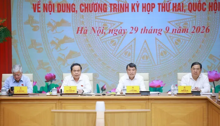 Thủ tướng: Kh&ocirc;ng để lợi &iacute;ch ng&agrave;nh, lợi &iacute;ch nh&oacute;m chi phối trong c&aacute;c dự thảo luật, nghị quyết - Ảnh 1.