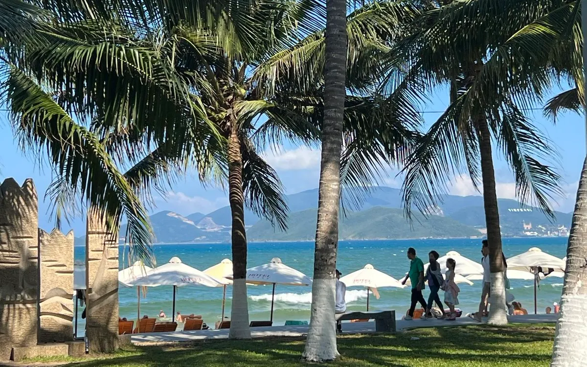 Sở hữu không gian biển, đảo đặc trưng cùng lượng khách quốc tế lớn, khu vực Nha Trang có nhiều lợi thế để chuyển hướng phát triển du lịch xanh. Ảnh: Đặng Hiếu
