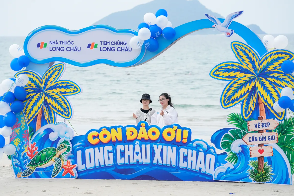 Long Ch&acirc;u c&ugrave;ng ng&agrave;nh Y tế TP Hồ Ch&iacute; Minh nối d&agrave;i chương tr&igrave;nh &ldquo;H&agrave;nh tr&igrave;nh sức khỏe&rdquo; tại C&ocirc;n Đảo - Ảnh 7.