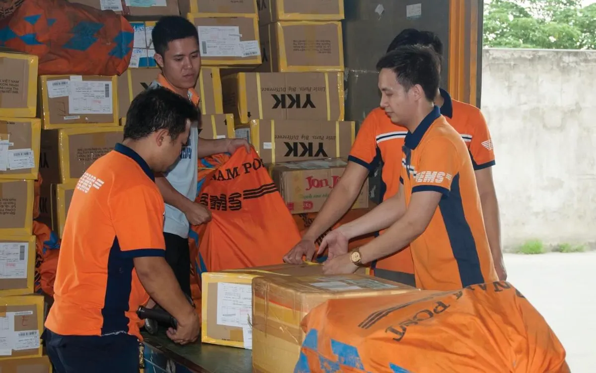 Dịch vụ bưu chính được nhận diện dựa trên bản chất và phương thức tổ chức cung cấp dịch vụ, không căn cứ vào tên doanh nghiệp hay tên gọi của dịch vụ. Ảnh: Bưu điện Việt Nam
