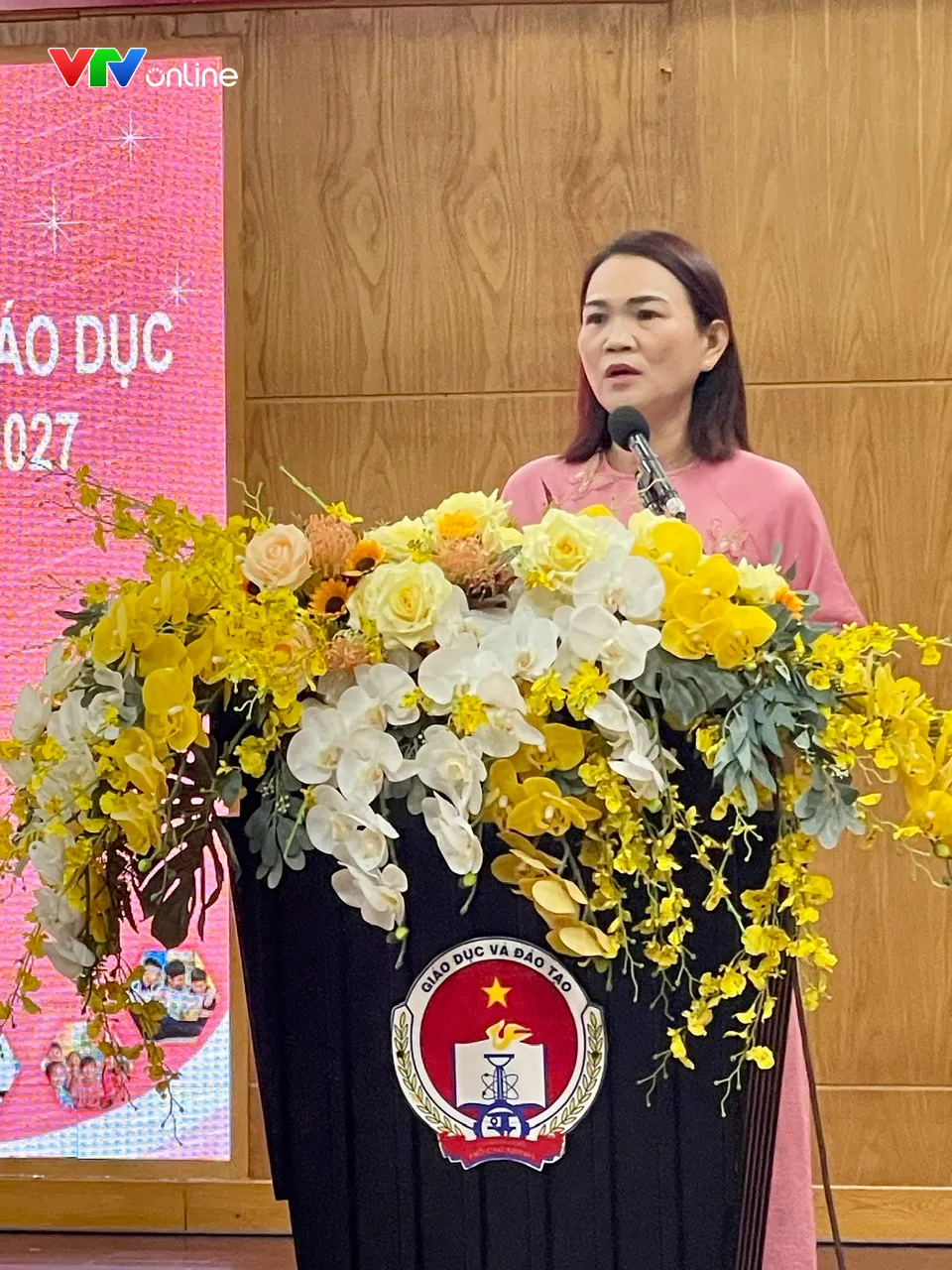 X&acirc;y dựng "Trường học hạnh ph&uacute;c" kh&ocirc;ng chạy theo th&agrave;nh t&iacute;ch- Ảnh 2.