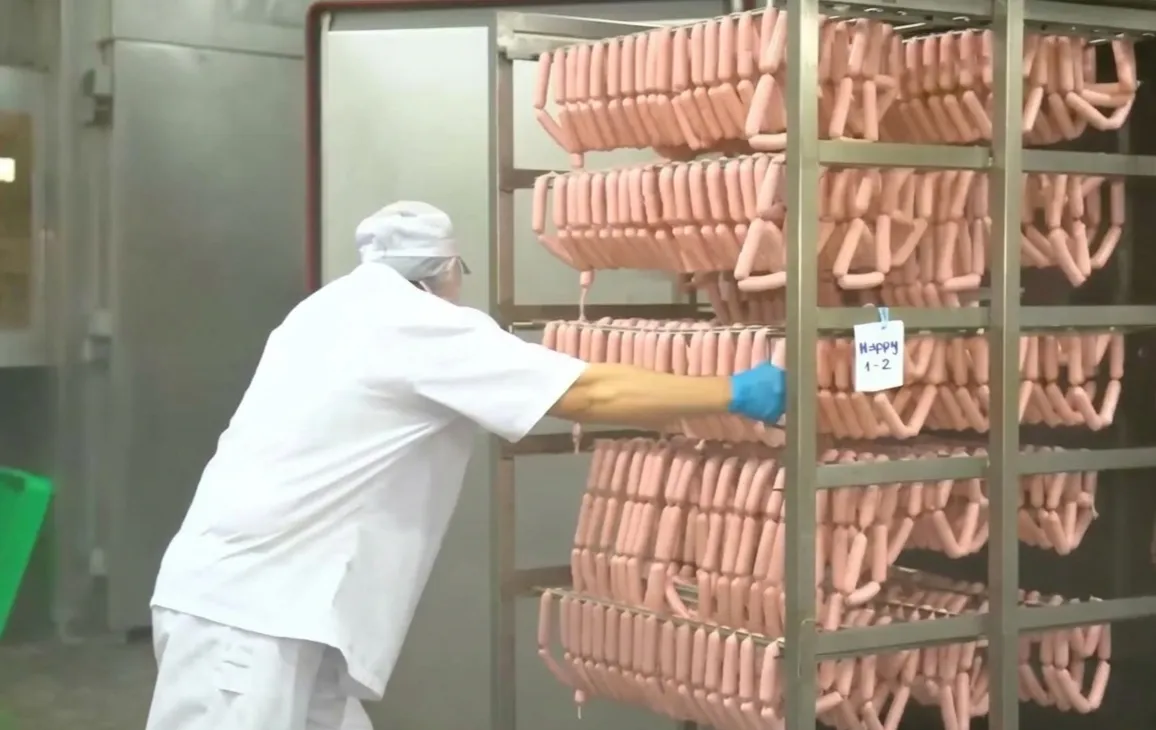 Tăng trưởng sản xuất cuối năm từ bệ đỡ thị trường nội địa - Ảnh 2.