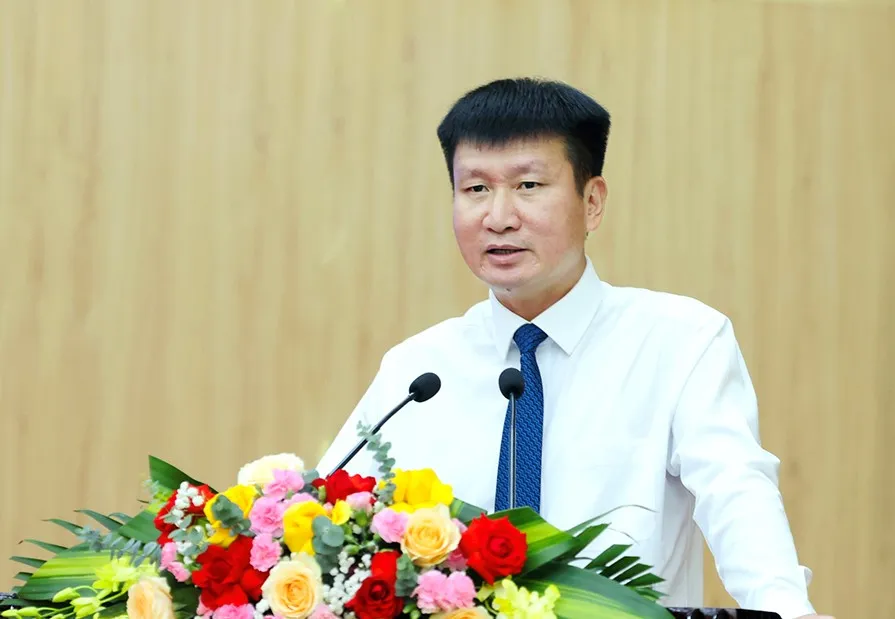 Ninh Bình tăng tốc, tháo gỡ điểm nghẽn trong chặng cuối năm - Ảnh 1.