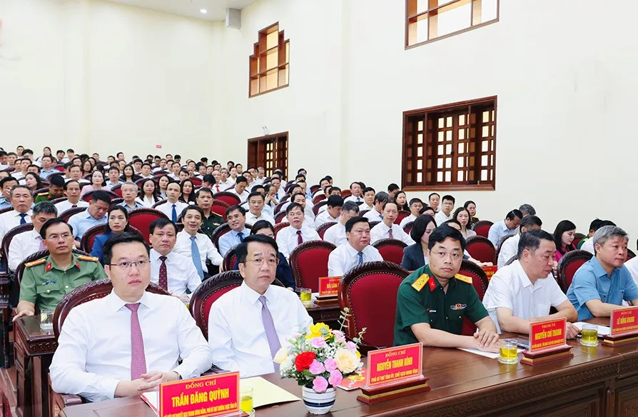 Ninh Bình tăng tốc, tháo gỡ điểm nghẽn trong chặng cuối năm - Ảnh 9.