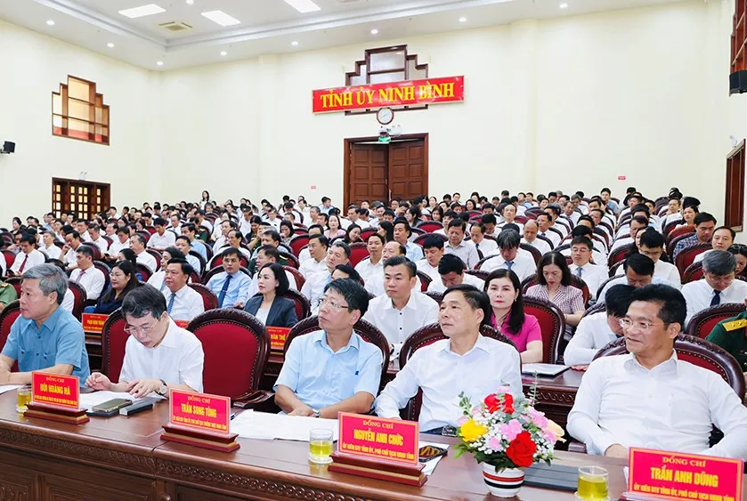 Ninh Bình tăng tốc, tháo gỡ điểm nghẽn trong chặng cuối năm - Ảnh 6.
