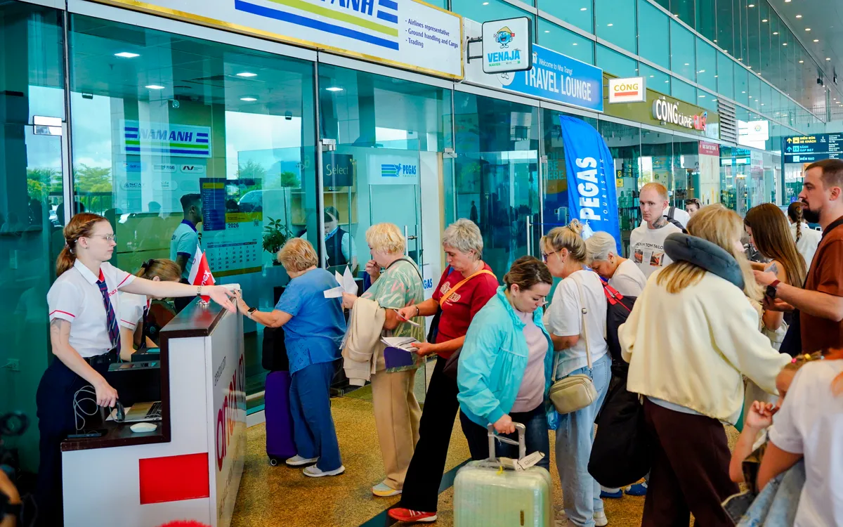 Giá cả và an toàn, an ninh là hai điểm nổi bật của Việt Nam. Ảnh: CRTC