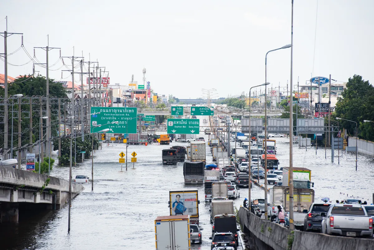 Nh&igrave;n lại trận lụt lịch sử l&agrave;m đảo lộn Bangkok- Ảnh 2.