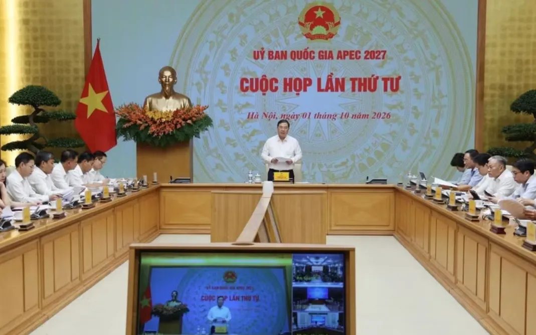 Phó Thủ tướng Thường trực Phạm Gia Túc, Chủ tịch Ủy ban Quốc gia APEC 2027 chủ trì cuộc họp. (Ảnh: TTXVN)