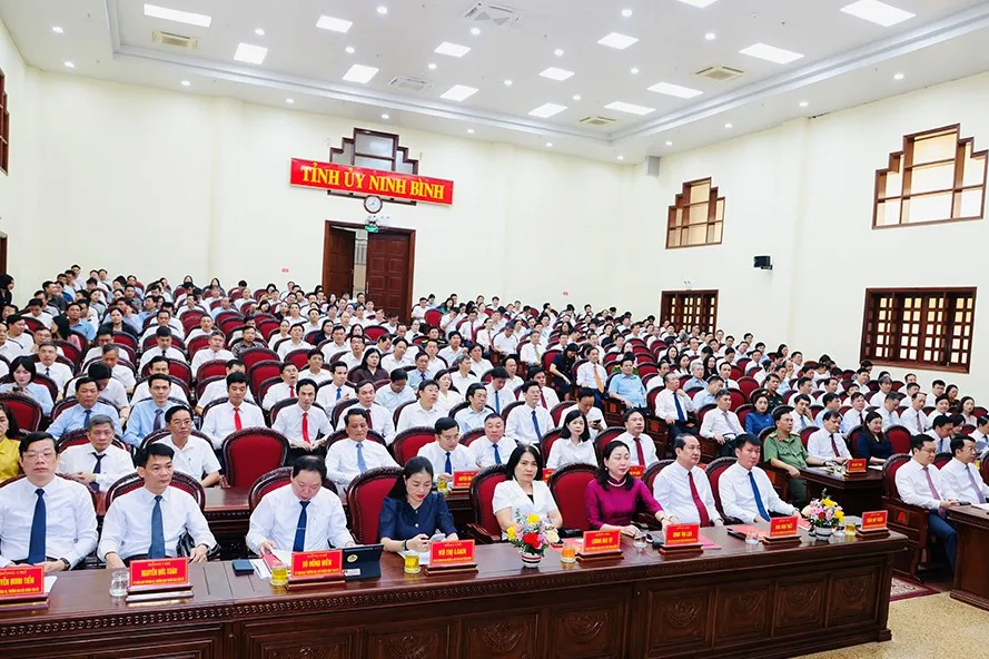 Ninh B&igrave;nh đưa chuyển đổi số từ nền tảng đến kết quả thực chất - Ảnh 5.