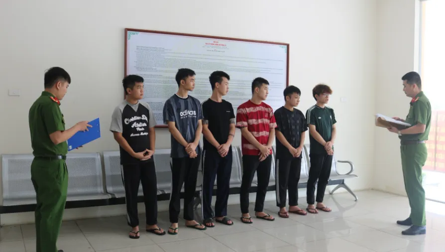 Khởi tố nhóm đối tượng tiếp tay nhận, chuyển hơn 1.000 tỷ đồng tiền đánh bạc - Ảnh 1.