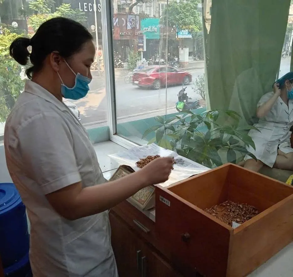 Phòng khám Đa khoa Thái Hà (Hà Nội) “vẽ bệnh, moi tiền”, “thổi” bệnh nhẹ thành nguy hiểm để trục lợi - Ảnh 5.