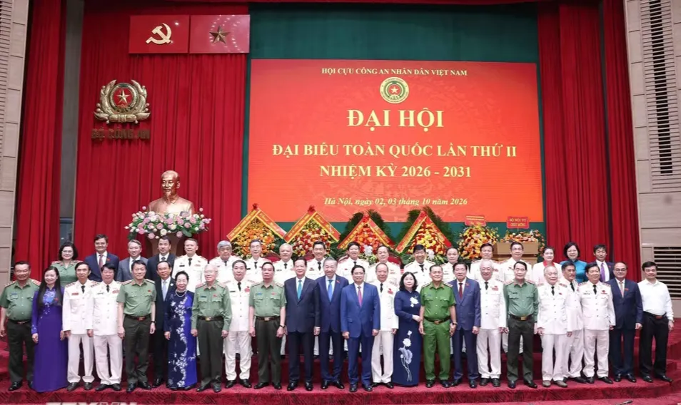 Tổng Bí thư, Chủ tịch nước Tô Lâm dự Đại hội đại biểu toàn quốc Hội Cựu Công an nhân dân Việt Nam lần thứ II - Ảnh 5.