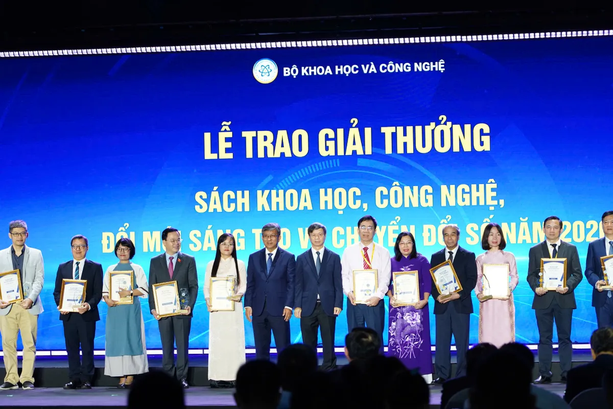 Sách Đỏ Việt Nam nhận Giải Nhất Sách khoa học, công nghệ, đổi mới sáng tạo 2026- Ảnh 2.