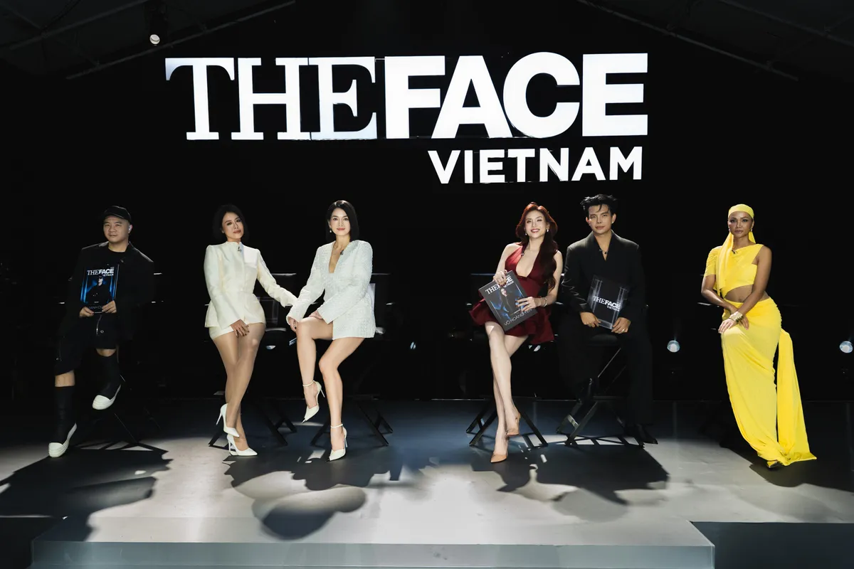 Gương mặt người mẫu Việt Nam - Tập 1: Nhiều diễn biến bất ngờ trong vòng chọn đội - Ảnh 1.