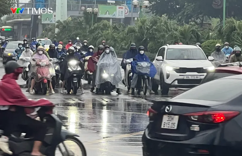 Tháng 10, không khí lạnh yếu, đề phòng bão cường độ mạnh vào cuối năm - Ảnh 1.