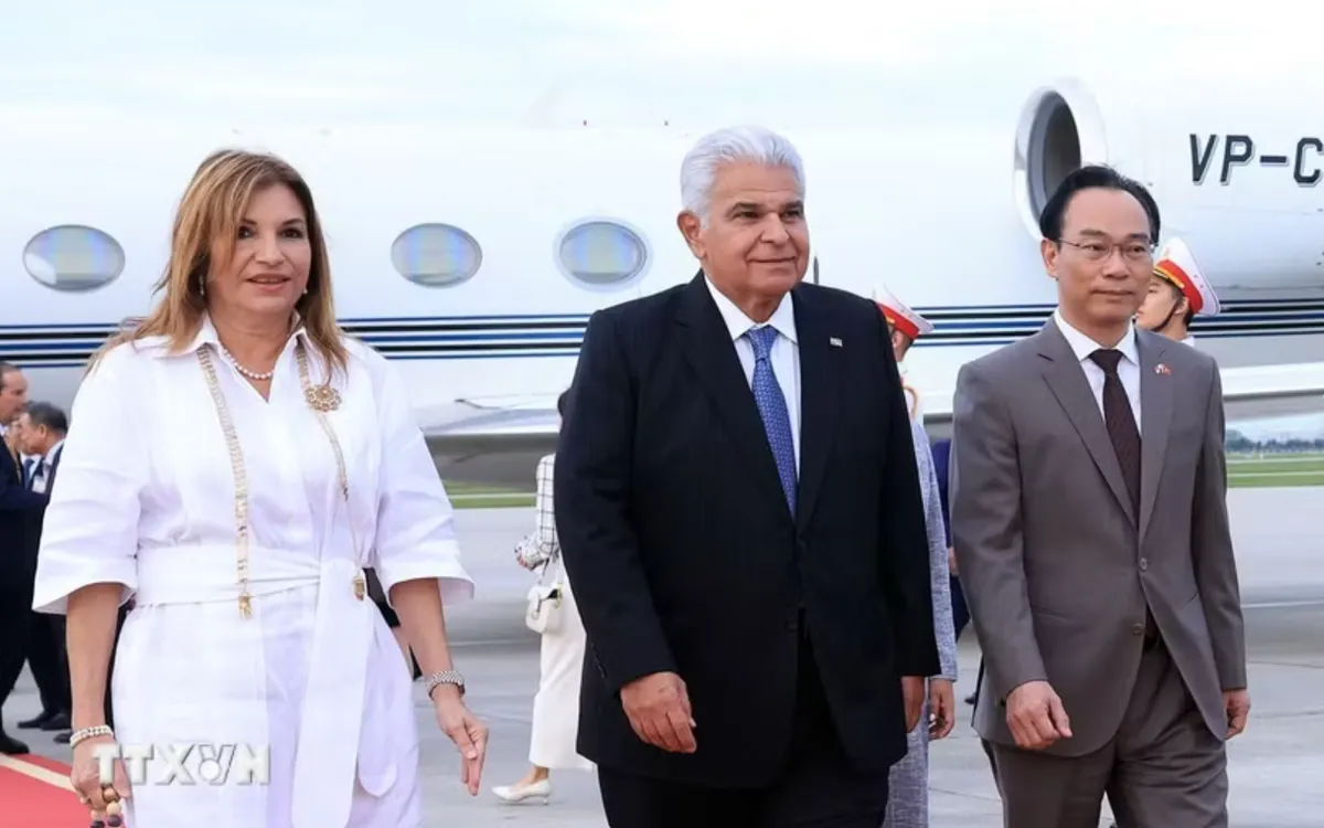 Tổng thống Cộng hòa Panama José Raúl Mulino và Phu nhân bắt đầu thăm Việt Nam- Ảnh 1.