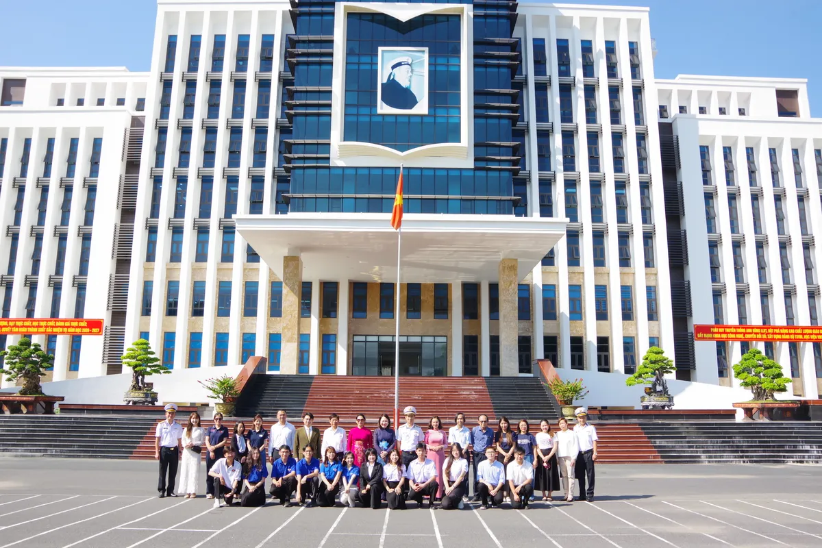 Kết nối ngoại giao nh&acirc;n d&acirc;n v&agrave; gi&aacute;o dục chủ quyền biển, đảo tại Học viện Hải qu&acirc;n - Ảnh 4.