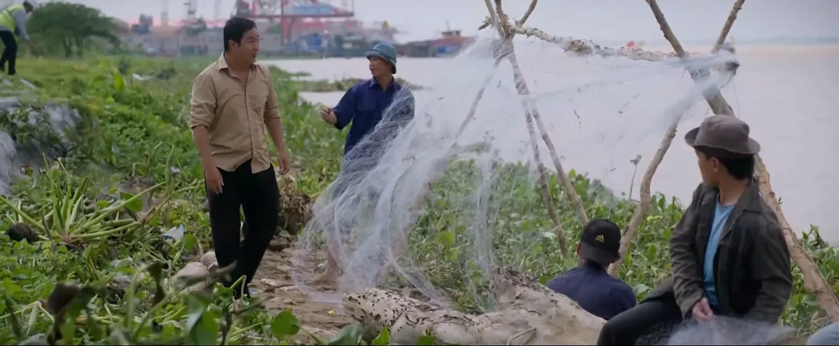 Phù sa - Tập 31: Bị mọi người xua đuổi, Chơn vẫn quyết đi tìm sự thật - Ảnh 8.