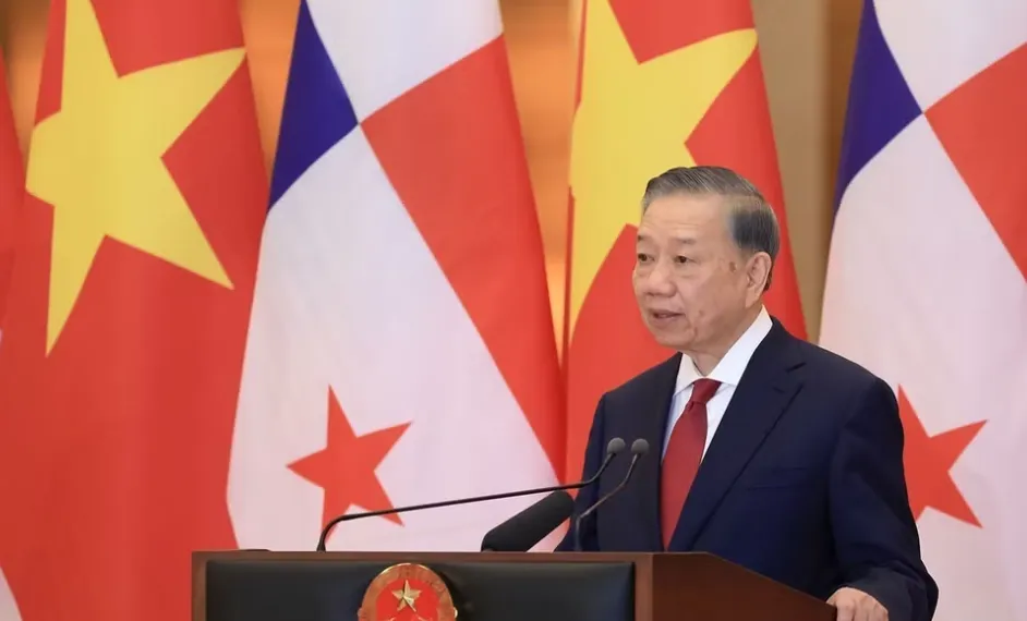 Tổng Bí thư, Chủ tịch nước Tô Lâm và Tổng thống Cộng hòa Panama gặp gỡ báo chí - Ảnh 2.
