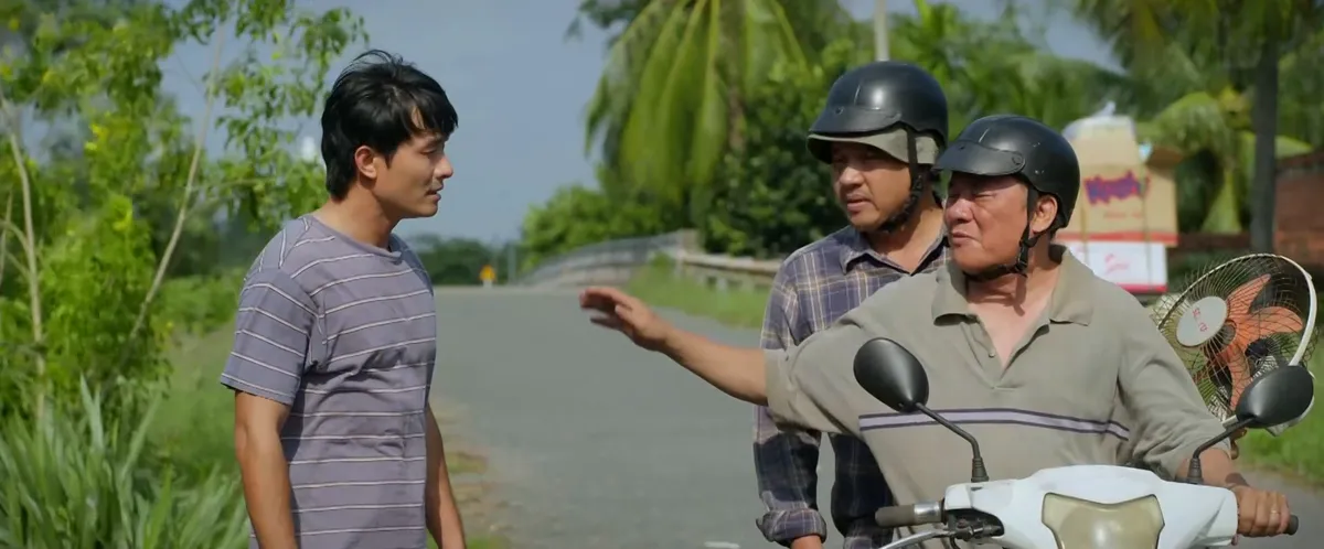 Ph&ugrave; sa - Tập 32: Người cũ t&igrave;m về, &ocirc;ng chủ giấu mặt sai người l&agrave;m hại Tư Quận - Ảnh 7.