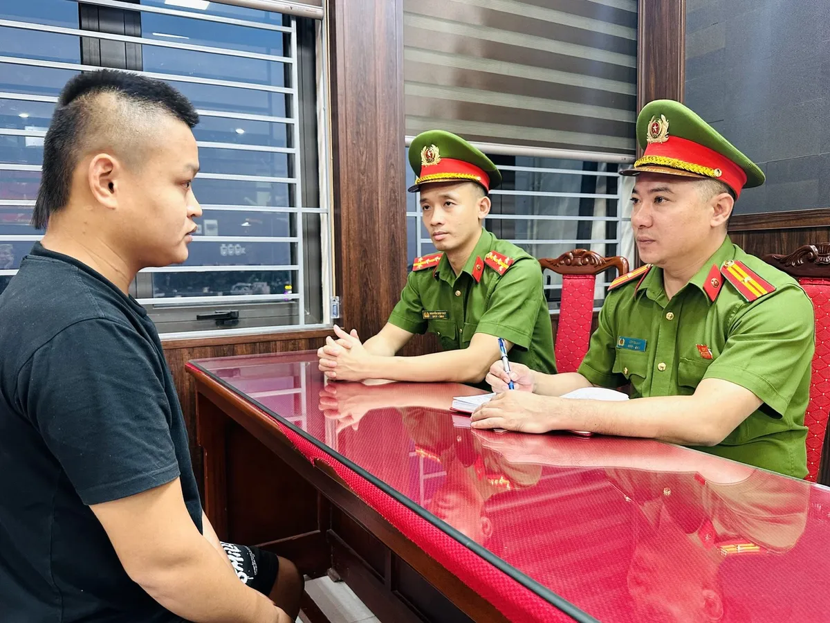 Khởi tố 3 đối tượng mua bán người dưới 16 tuổi, giam người trái pháp luật ở Thanh Hóa - Ảnh 4.