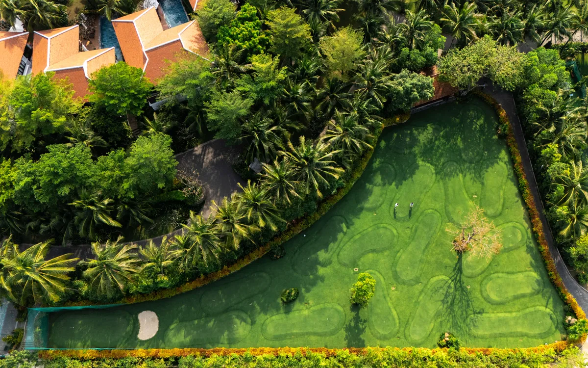 Khánh Hòa đặt trọng tâm vào nâng chất lượng hạ tầng, khả năng kết nối và trải nghiệm tại điểm đến. Ảnh: Trung Nguyễn