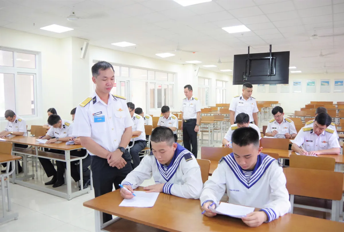 Học viện Hải quân đẩy mạnh ứng dụng AI, xây dựng nhà trường thông minh - Ảnh 5.