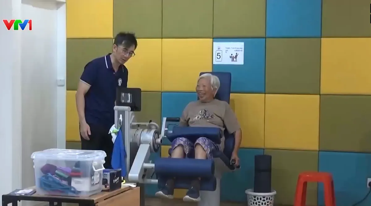 Singapore chính thức trở thành xã hội siêu già- Ảnh 1.