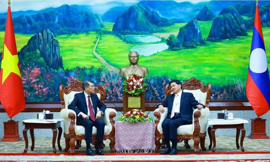 Thủ tướng: Đưa quan hệ đặc biệt Việt - Lào ngày càng sâu sắc, thực chất, hiệu quả - Ảnh 2.