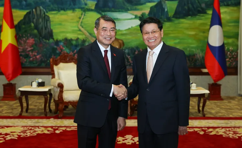 Thủ tướng: Đưa quan hệ đặc biệt Việt - Lào ngày càng sâu sắc, thực chất, hiệu quả - Ảnh 1.