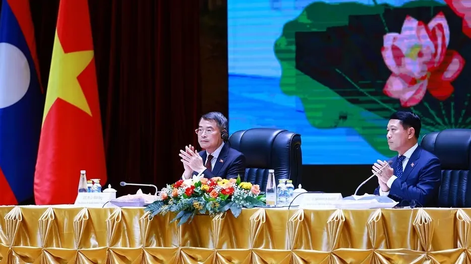 Tạo đột phá trong hợp tác kinh tế Việt Nam - Lào - Ảnh 1.