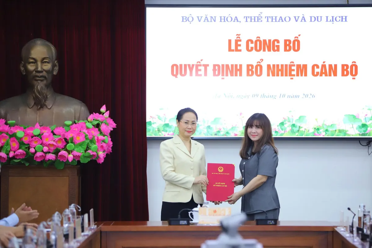 Bộ VHTTDL công bố và trao các quyết định bổ nhiệm cán bộ - Ảnh 6.