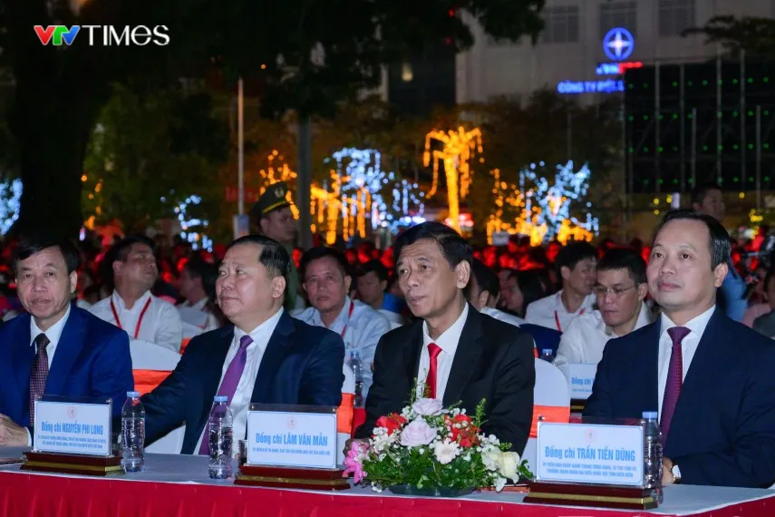 Điện Bi&ecirc;n: Hội tụ sắc m&agrave;u văn h&oacute;a d&acirc;n tộc M&ocirc;ng, lan tỏa gi&aacute; trị truyền thống - Ảnh 6.