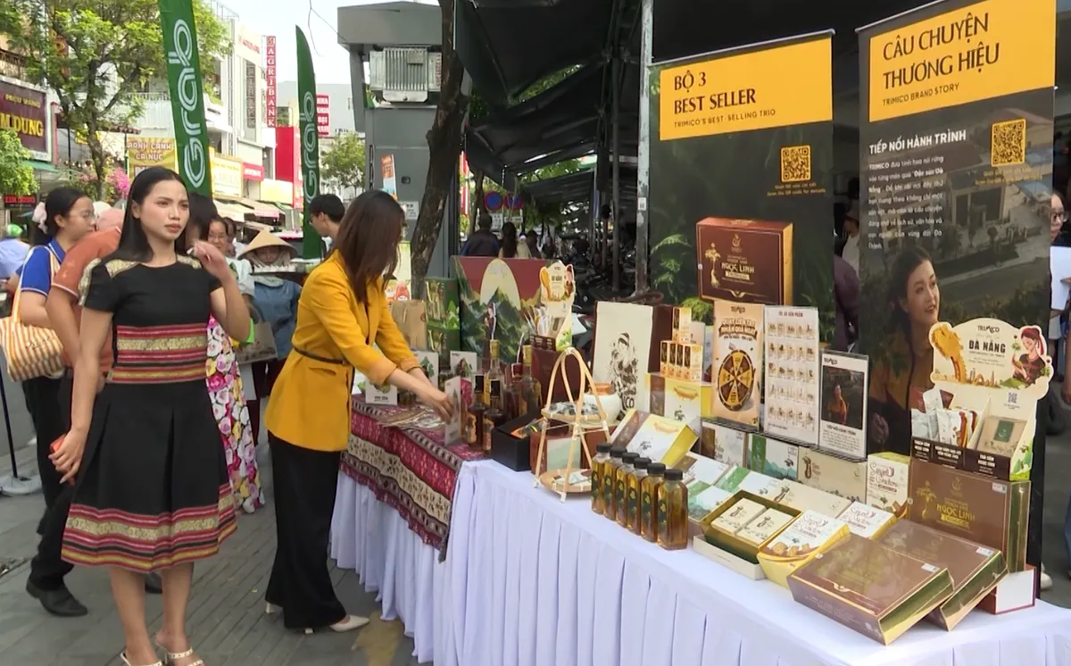 Đưa sản phẩm "Made in Da Nang" vào chuỗi bán lẻ: Khai mở thị trường bền vững cho Đà Nẵng- Ảnh 1. Đưa sản phẩm "Made in Da Nang" vào chuỗi bán lẻ: Khai mở thị trường bền vững cho Đà Nẵng- Ảnh 1.