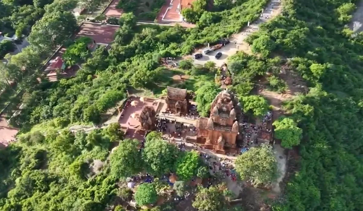 Không gian trải nghiệm văn hóa tại lễ hội Katê và hướng đi cho du lịch bền vững- Ảnh 1. Không gian trải nghiệm văn hóa tại lễ hội Katê và hướng đi cho du lịch bền vững- Ảnh 1.