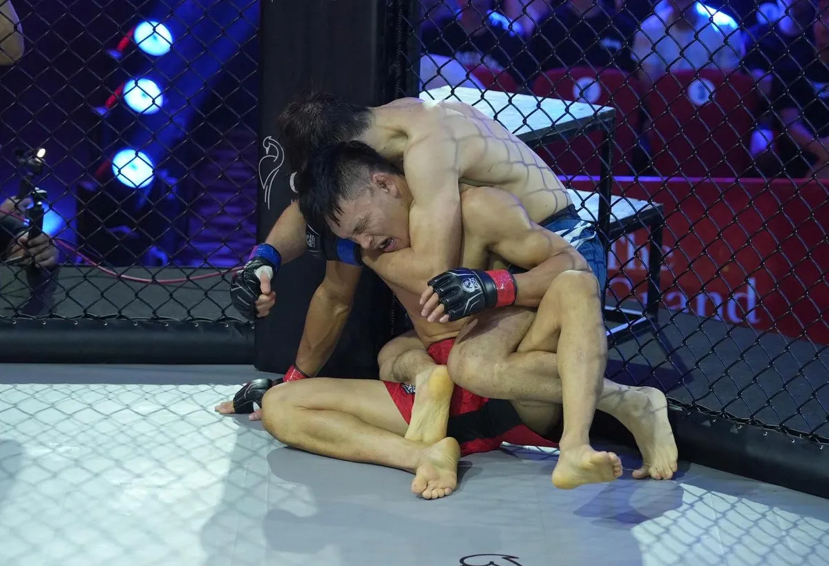 Những biến số kh&ocirc;ng tưởng trong lồng b&aacute;t gi&aacute;c LION Championship 36- Ảnh 1.