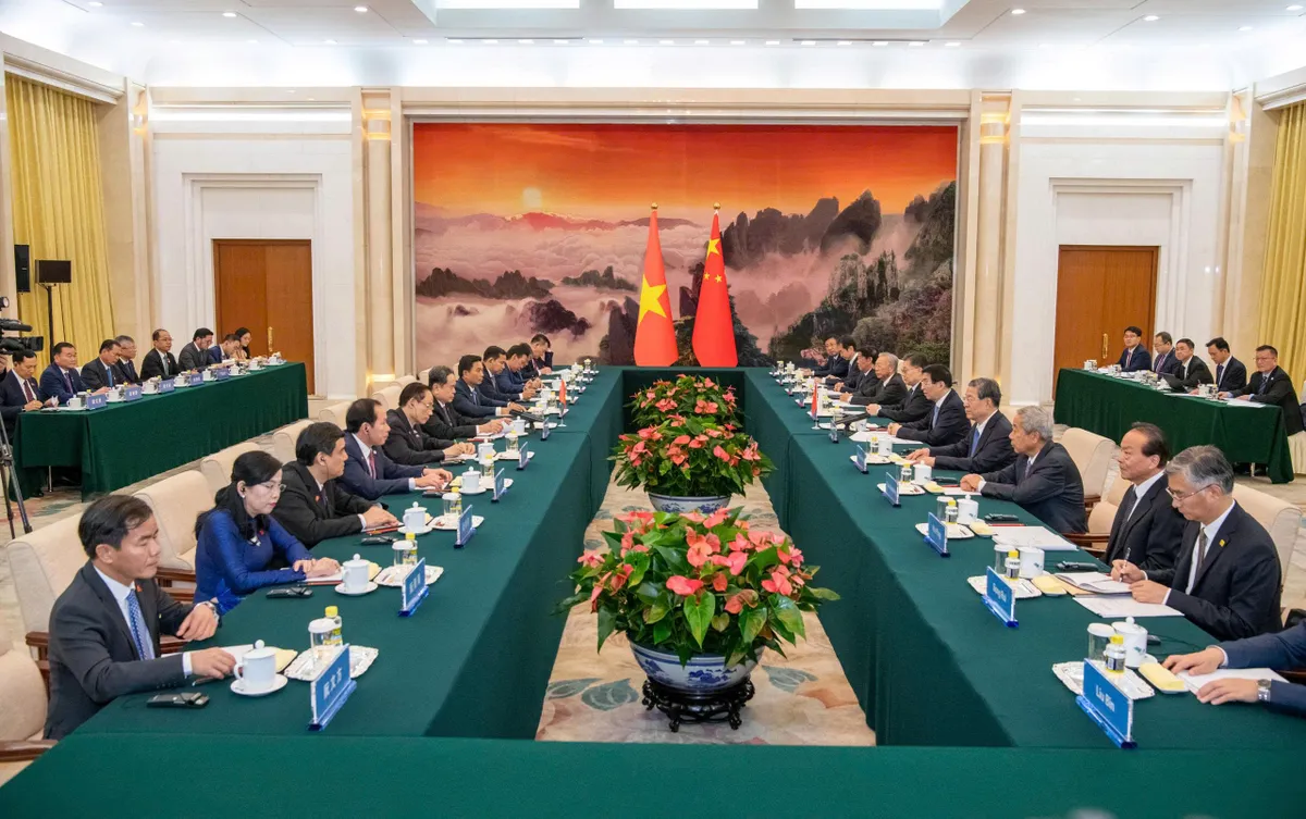Chủ tịch Quốc hội Trần Thanh Mẫn hội kiến Chủ tịch Ch&iacute;nh hiệp To&agrave;n quốc Trung Quốc - Ảnh 2.