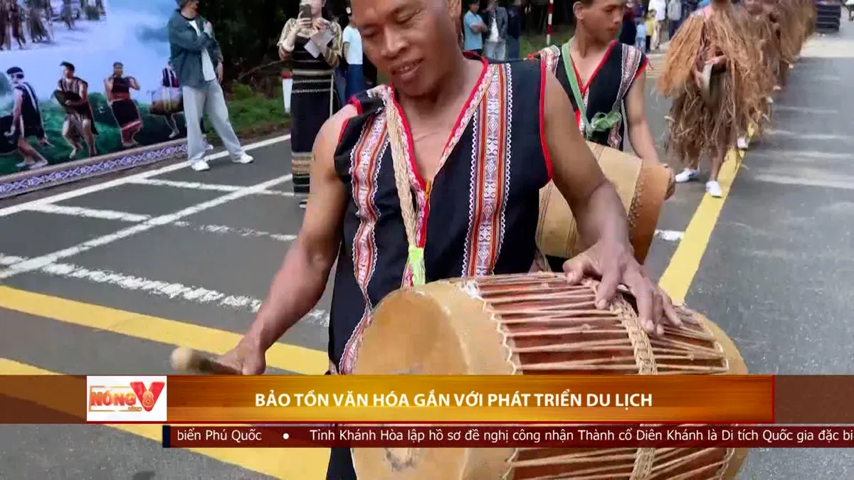 Bảo tồn văn hóa gắn với phát triển du lịch- Ảnh 11. Bảo tồn văn hóa gắn với phát triển du lịch- Ảnh 11.
