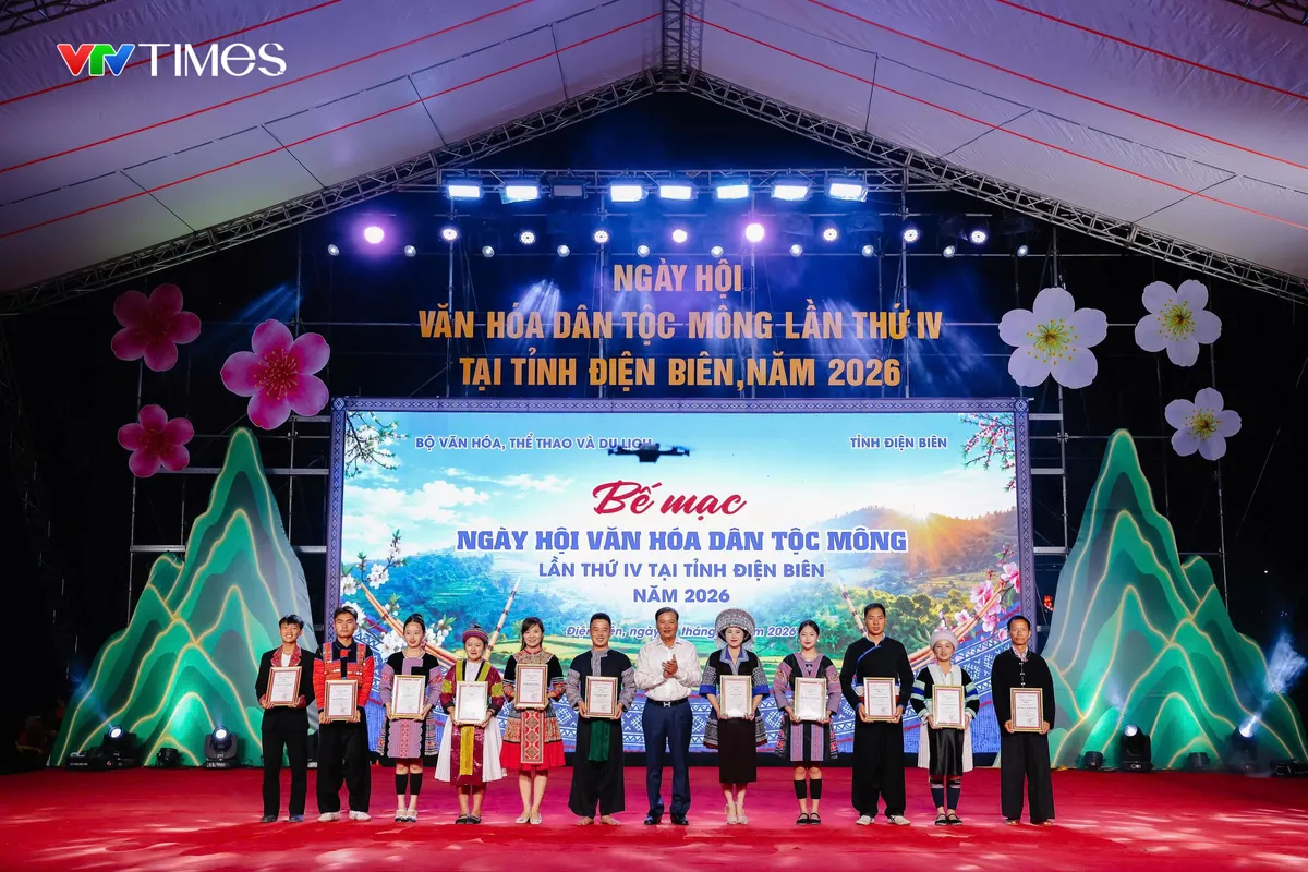 Ng&agrave;y hội Văn h&oacute;a d&acirc;n tộc M&ocirc;ng: Sắc m&agrave;u di sản lan tỏa từ Điện Bi&ecirc;n - Ảnh 5.