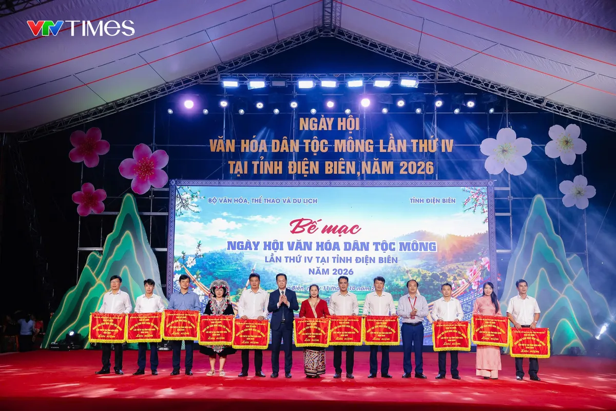Ng&agrave;y hội Văn h&oacute;a d&acirc;n tộc M&ocirc;ng: Sắc m&agrave;u di sản lan tỏa từ Điện Bi&ecirc;n - Ảnh 7.