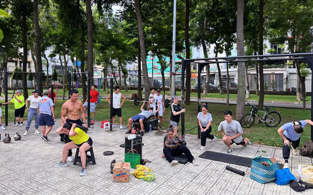 "Trẻ uống trà, già tập thể thao": Điều gì sẽ giúp người Việt thay đổi? - Ảnh 2.