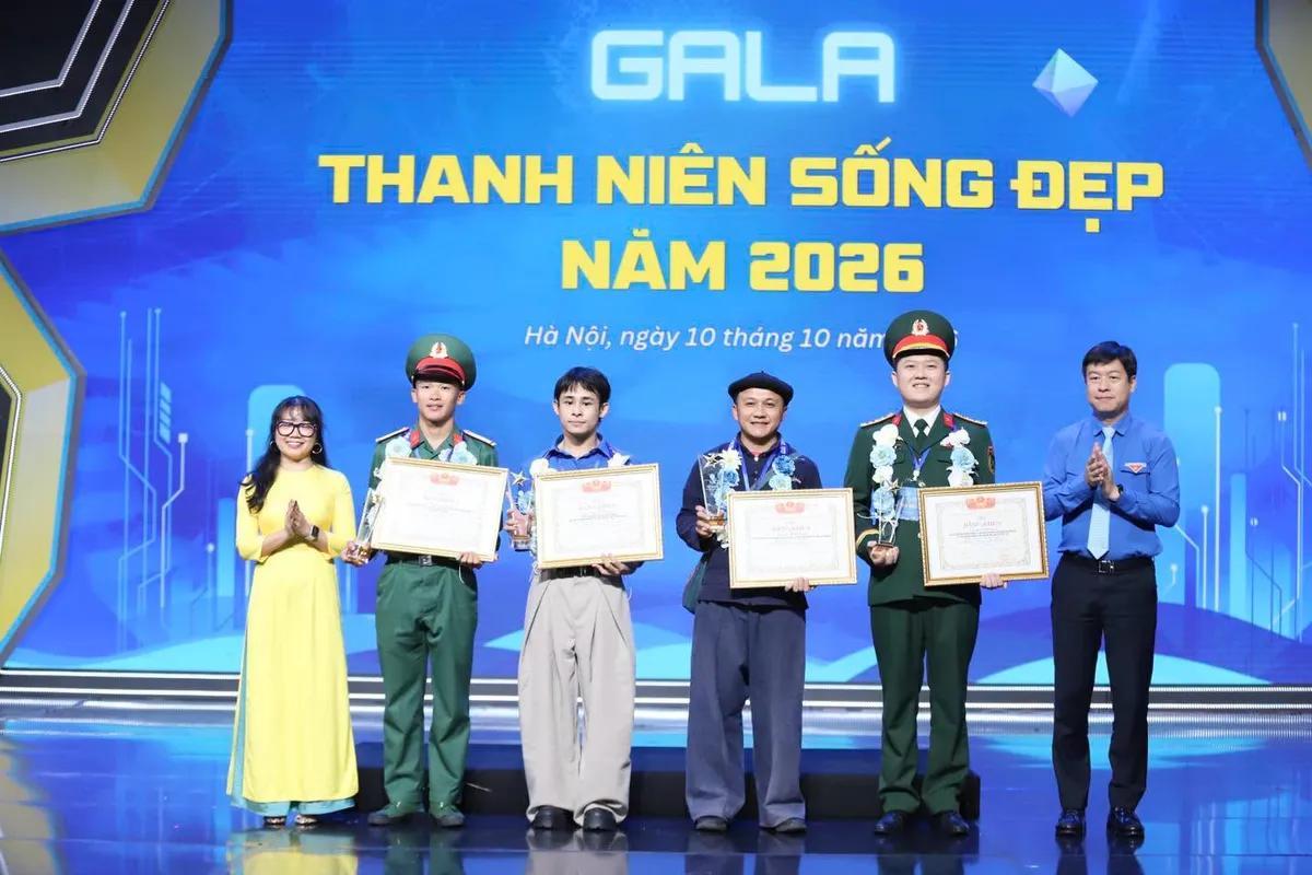 Thanh niên tiêu biểu lan tỏa tinh thần sống đẹp trong cộng đồng - Ảnh 1.