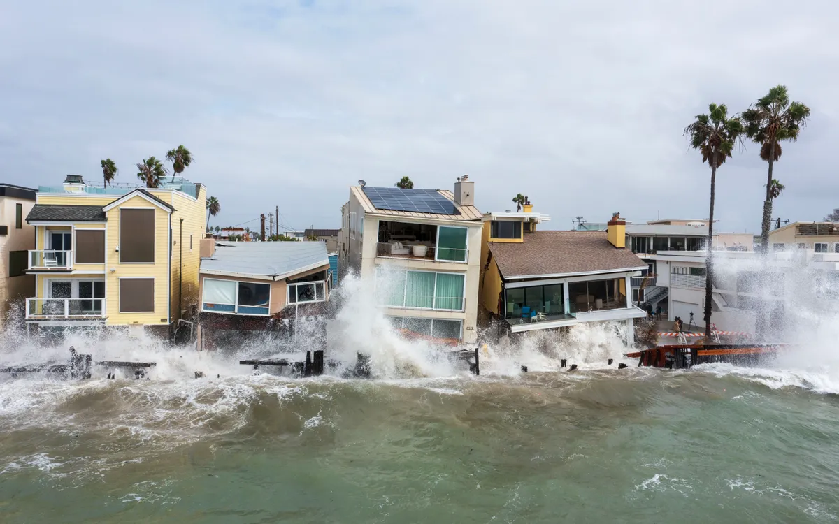 Hoàn lưu bão Rachel gây mưa lớn trên diện rộng tại Mỹ (Ảnh: Reuters)