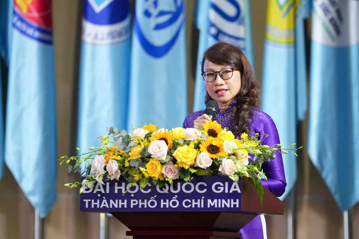 Thủ tướng L&ecirc; Minh Hưng dự Lễ khai kh&oacute;a Đại học Quốc gia TP Hồ Ch&iacute; Minh- Ảnh 2.