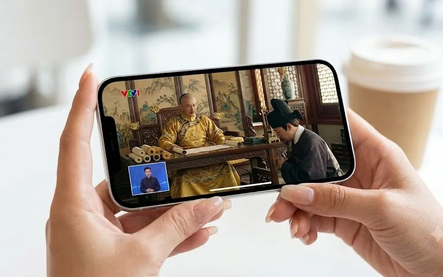 Chỉ vài phút mỗi tập, phim ngắn AI đang trở thành lựa chọn giải trí của một bộ phận khán giả Việt Nam - Ảnh AI