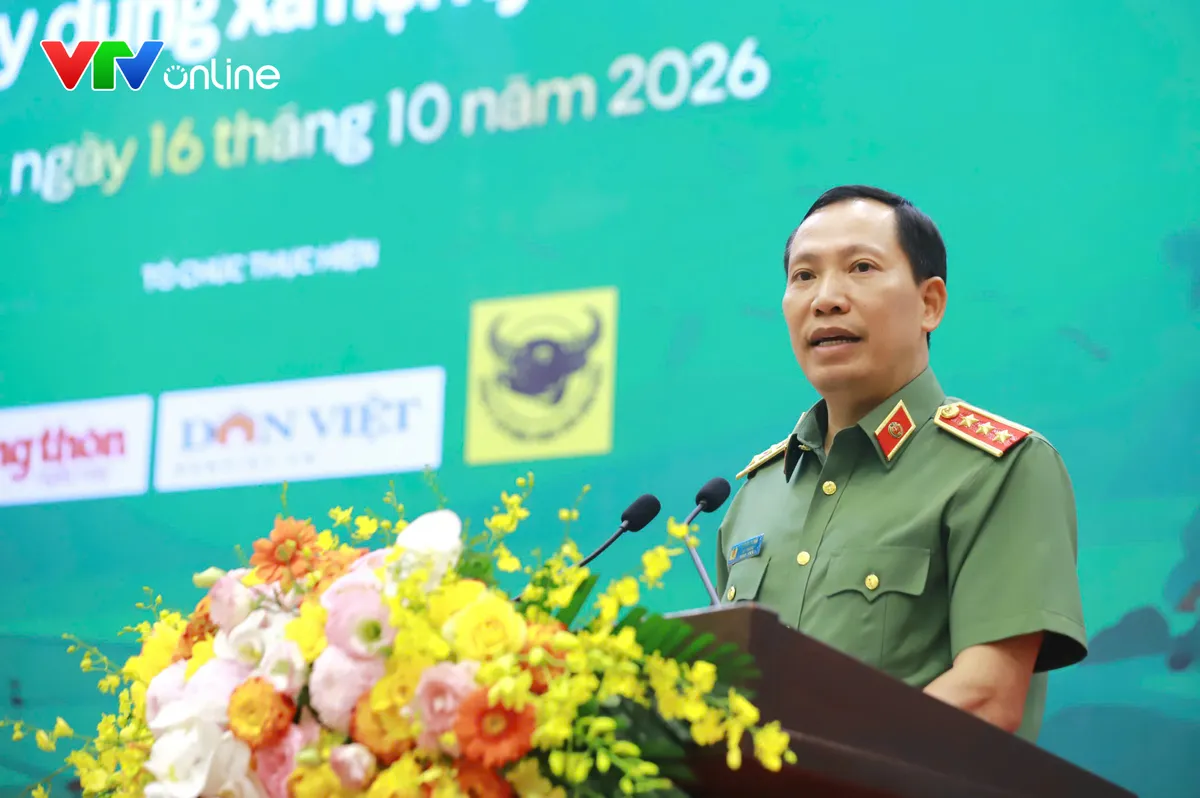 Bộ Công an đối thoại với nông dân: Đưa chuyển đổi số đến gần hơn với người dân nông thôn - Ảnh 11.