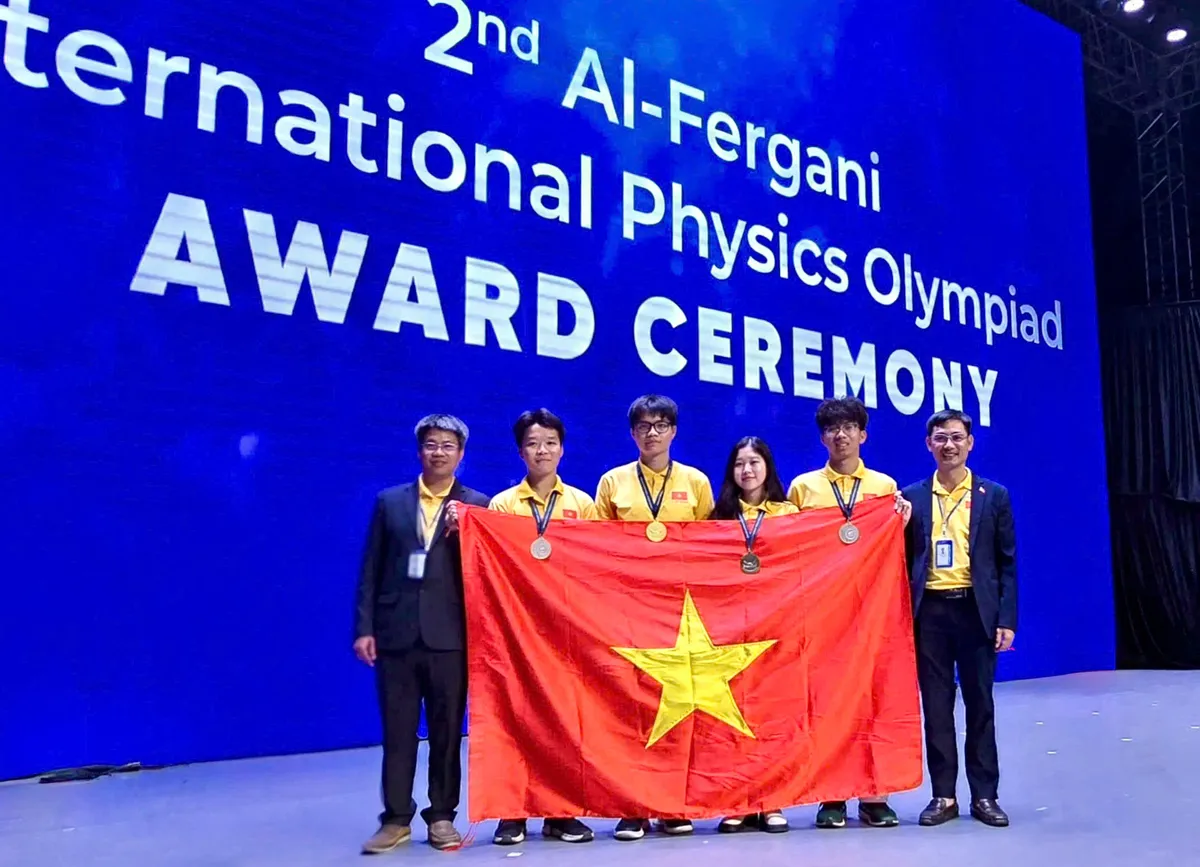 Việt Nam gi&agrave;nh 4 huy chương Olympic Vật l&iacute; quốc tế Al-Fergani 2026 - Ảnh 2.