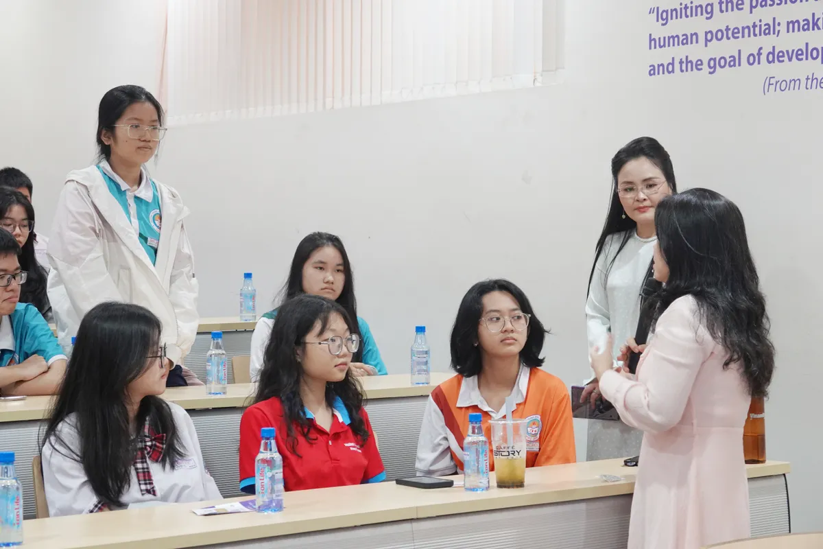 Nh&agrave; khoa học nhận giải thưởng Phụ nữ Việt Nam 2026: Hướng tới những gi&aacute; trị thiết thực, truyền cảm hứng cho cộng đồng  - Ảnh 4.