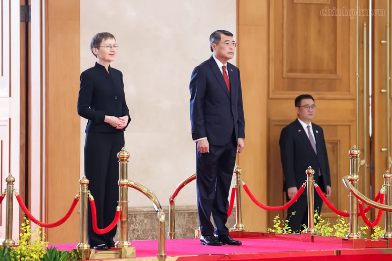 Thủ tướng Lê Minh Hưng chủ trì lễ đón chính thức Thủ tướng Liechtenstein - Ảnh 1.
